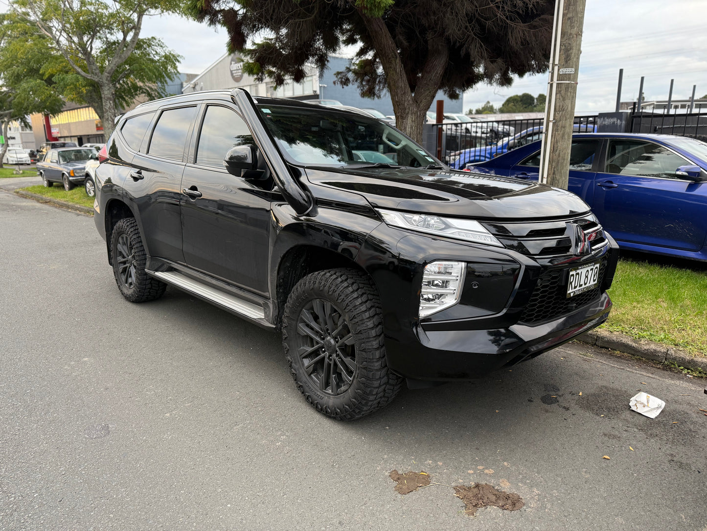 Mitsubishi Pajero 2020+ Short Entry Snorkel Kit