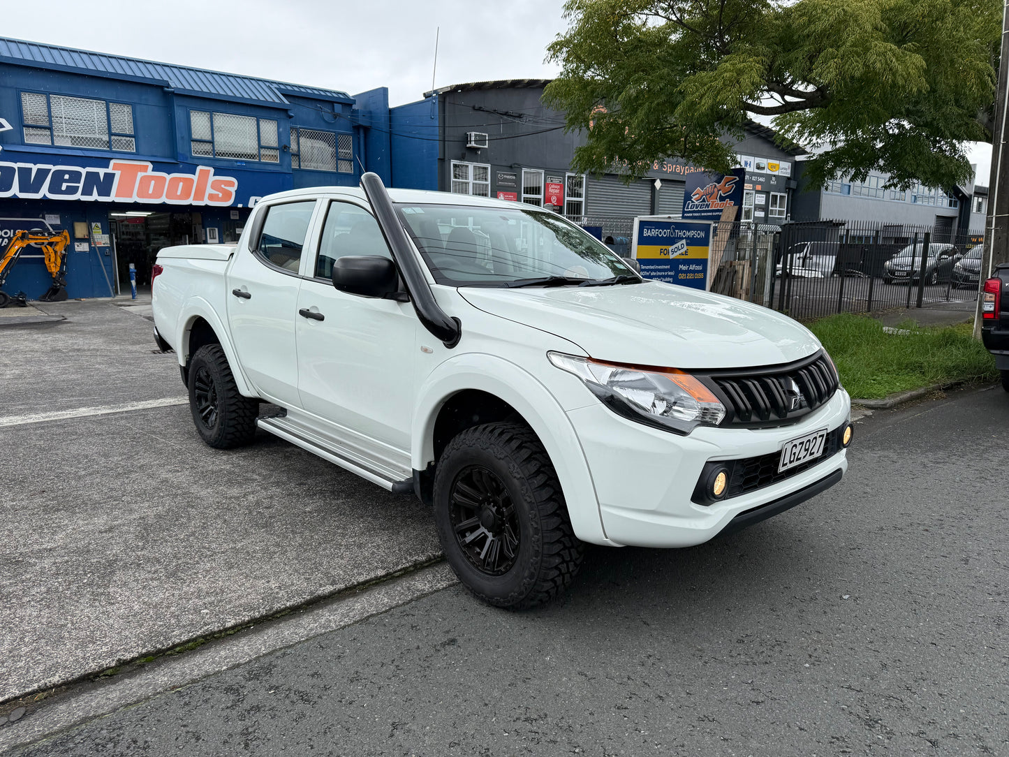 Mitsubishi Triton 2015-2022 Short Entry Snorkel Kit