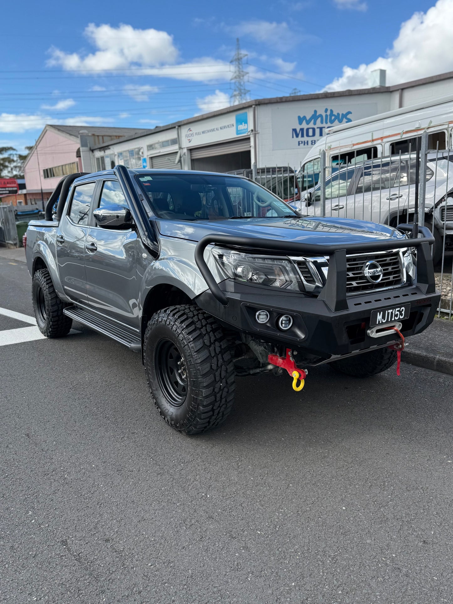 Nissan NP300 Navara 2015+ Short Entry Snorkel