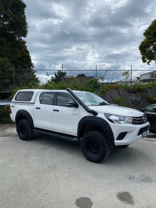 Toyota Hilux N80 2015-2024 Mid Entry Snorkel Kit