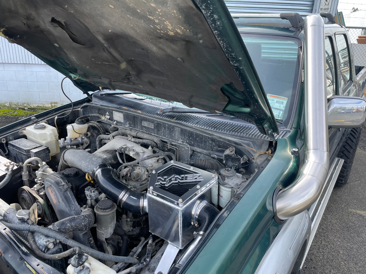 Toyota LN/SR5 Hilux 1KZ Diesel Mid Entry Snorkel + Airbox Combo