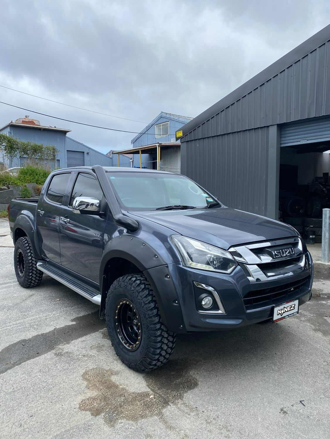 Isuzu DMAX 2012-19 Mid Entry